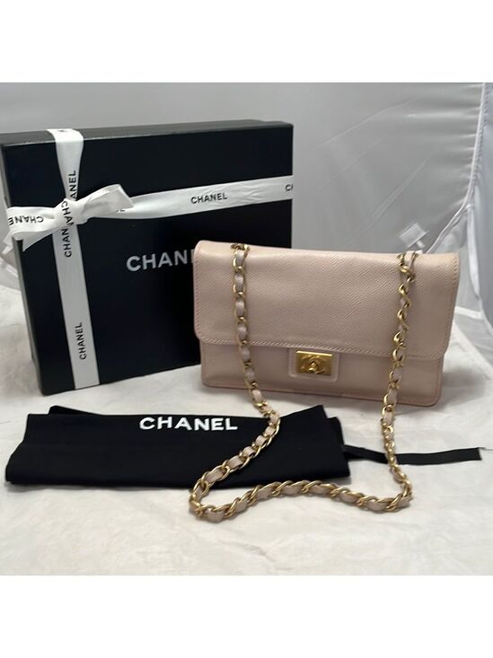 CHANEL Handbags - Chanel Caviar Shoulder bag